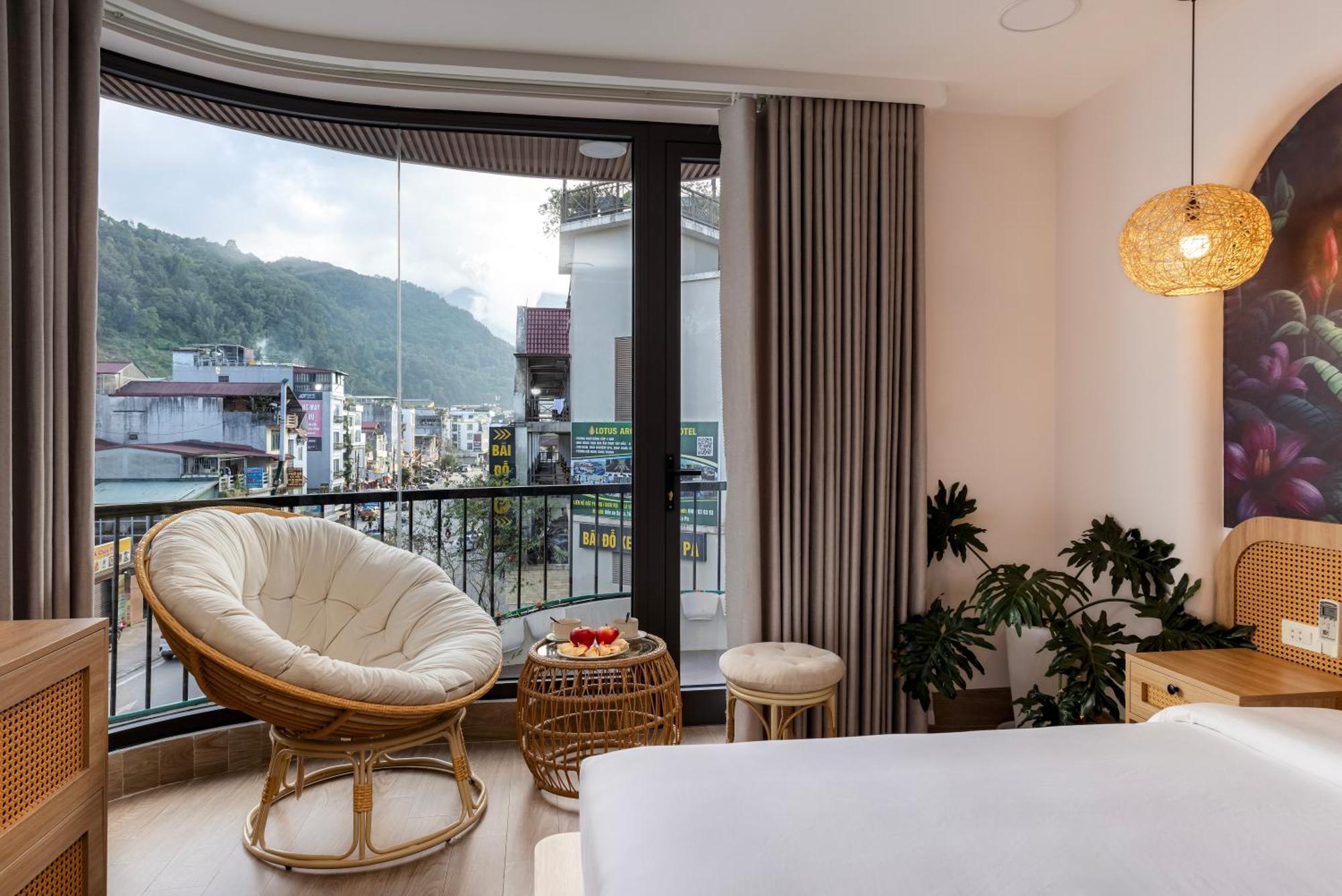 Tropical Paradise Sapa Hotel & Coffee Exterior photo